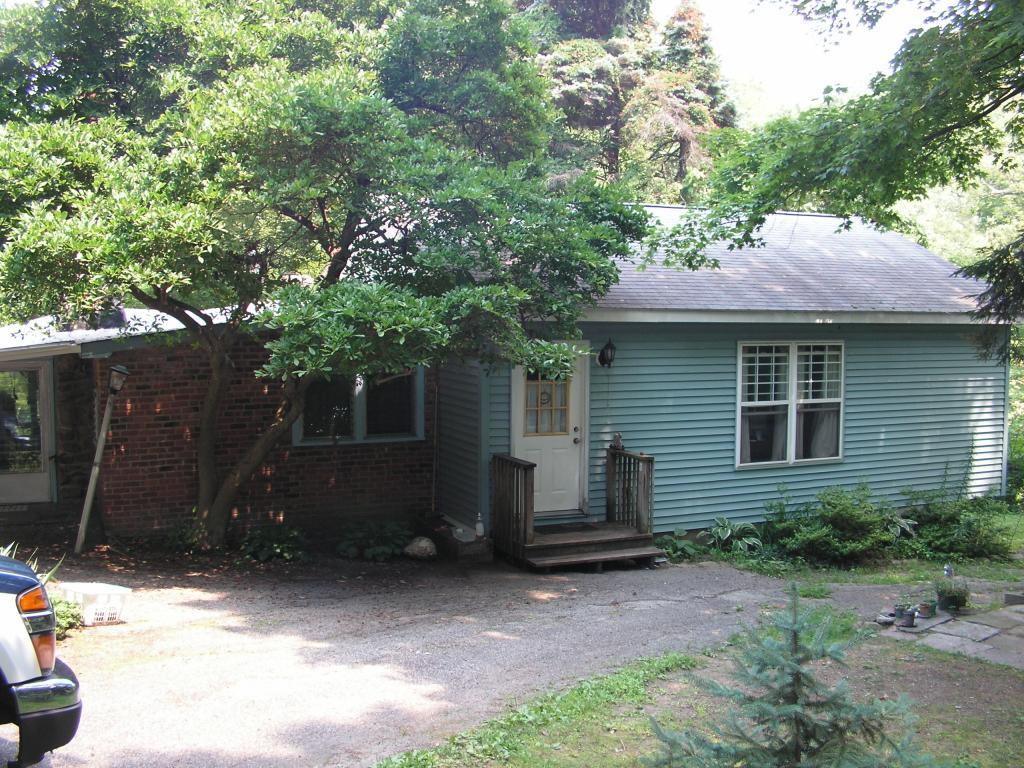 25 ROSE MORROW RD