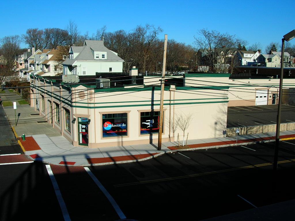 33-39 GREENWOOD AVE