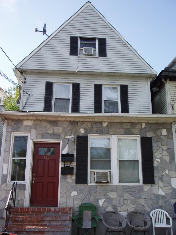 730 W FRONT ST