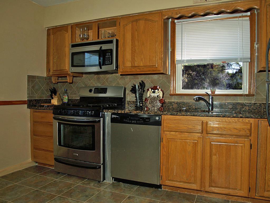 MLS #/Web ID: 2726128