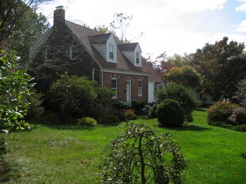 242 PENN AVE