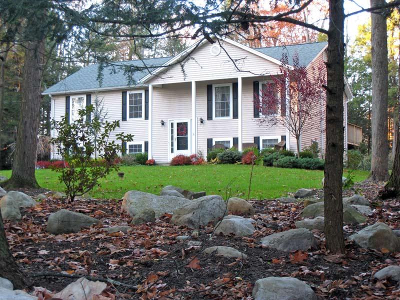 MLS #/Web ID: 2729428