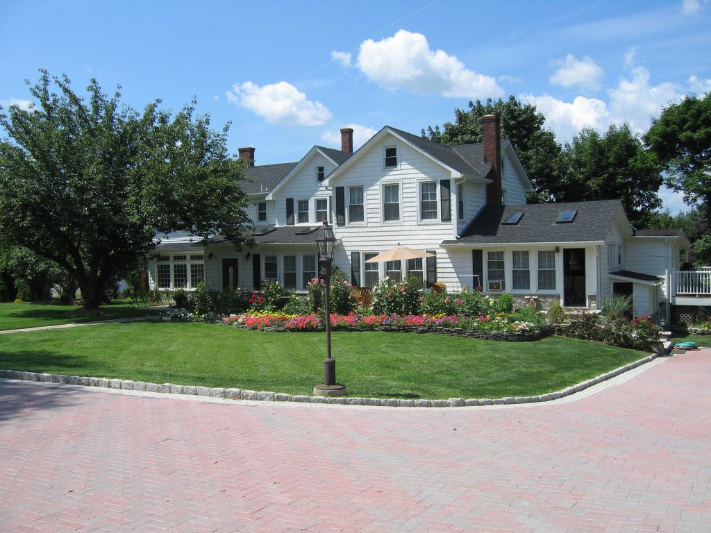 MLS #/Web ID: 2673329