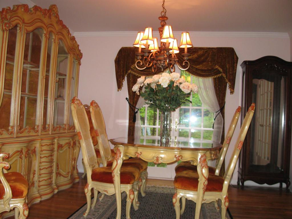 MLS #/Web ID: 2681129