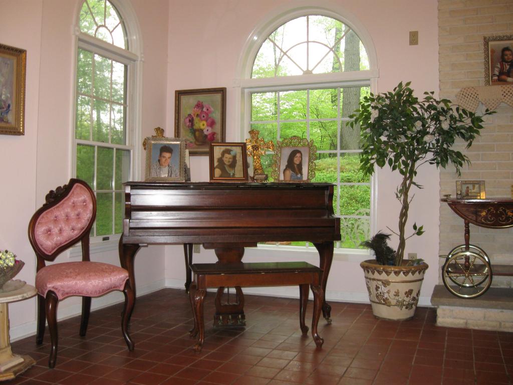 MLS #/Web ID: 2681129
