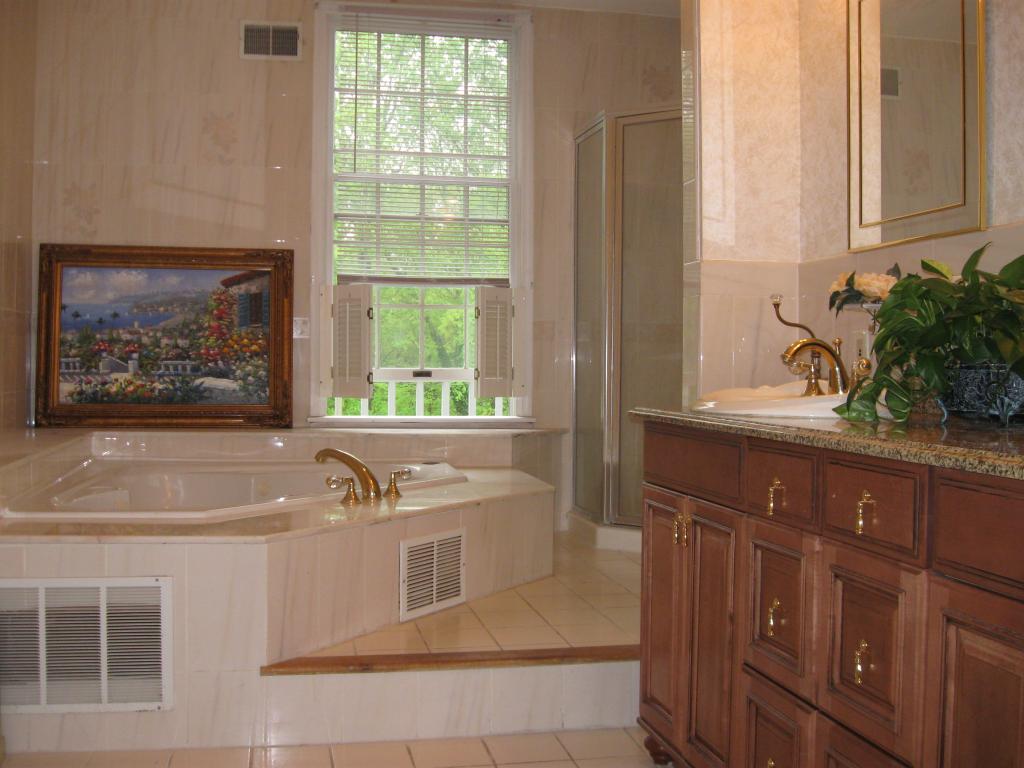 MLS #/Web ID: 2681129