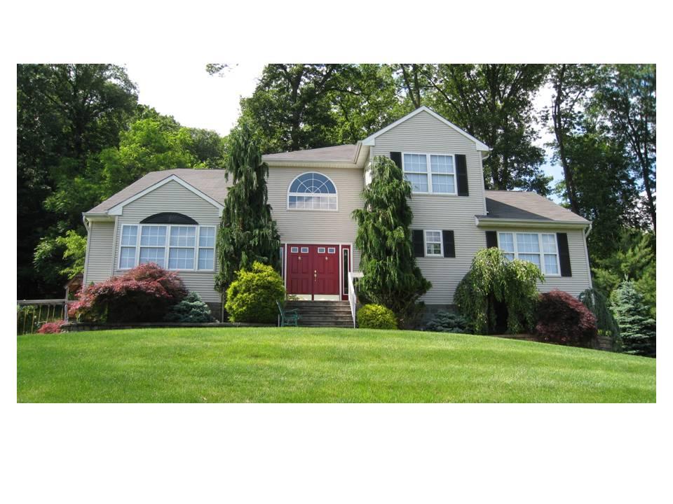 MLS #/Web ID: 2689029