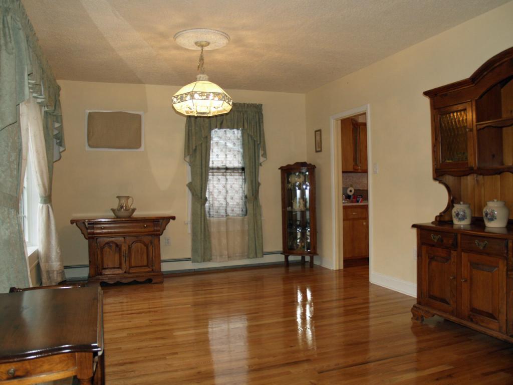 11 NORWOOD PL