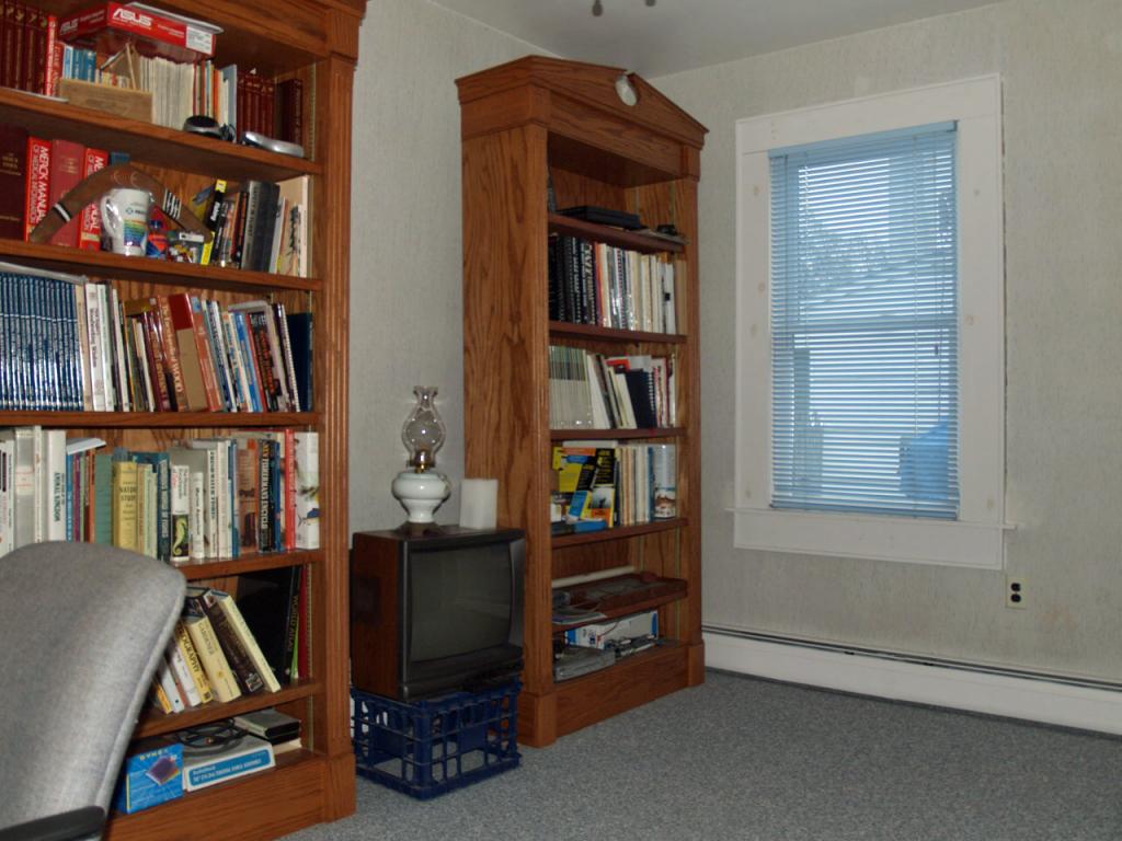 11 NORWOOD PL