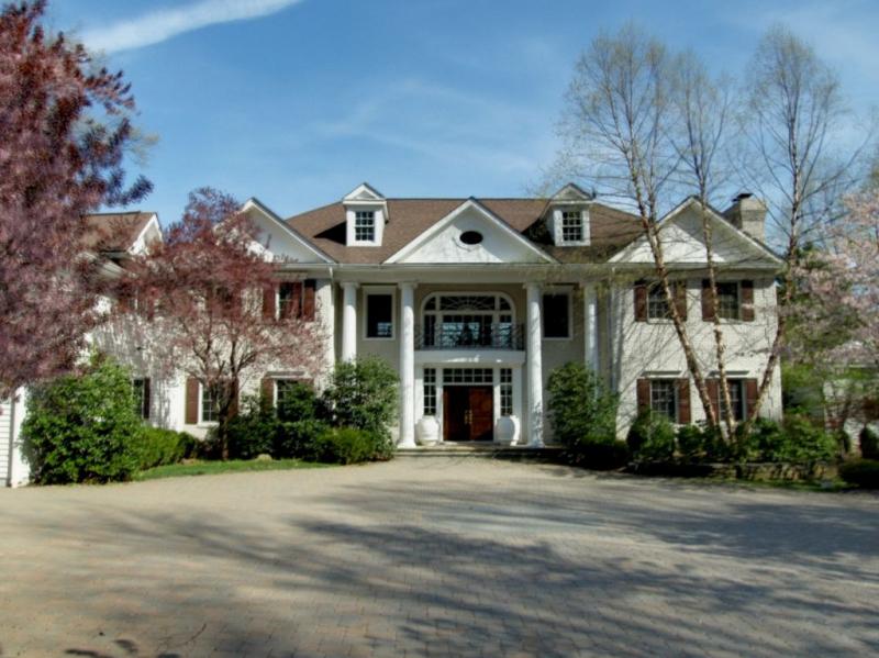 105 Mosle Rd.