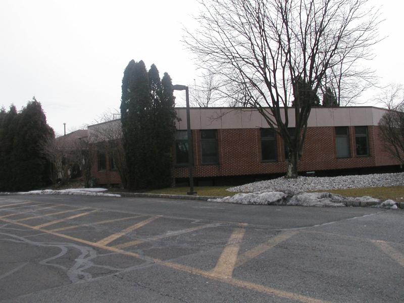 112 COURTYARD DR