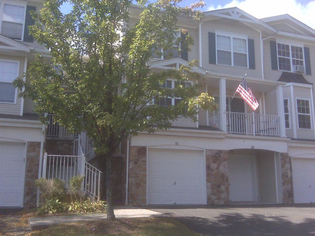 56 KING GEORGE RD