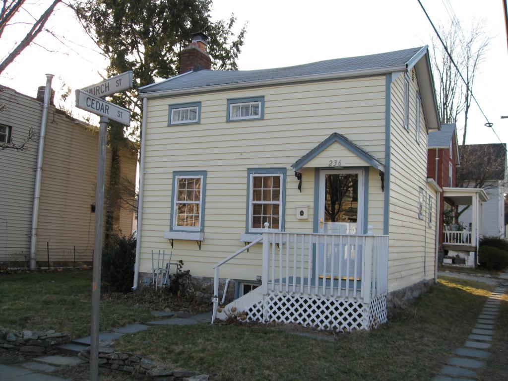 236 CHURCH ST