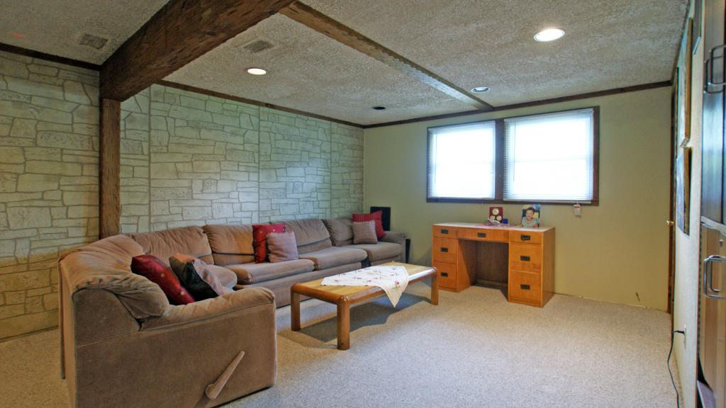 MLS #/Web ID: 2721529