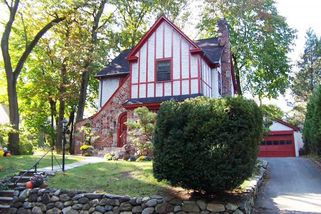 Single Family Home for Sale, ListingId:14210257, location: 510 ALPINE TER Ridgewood 07450