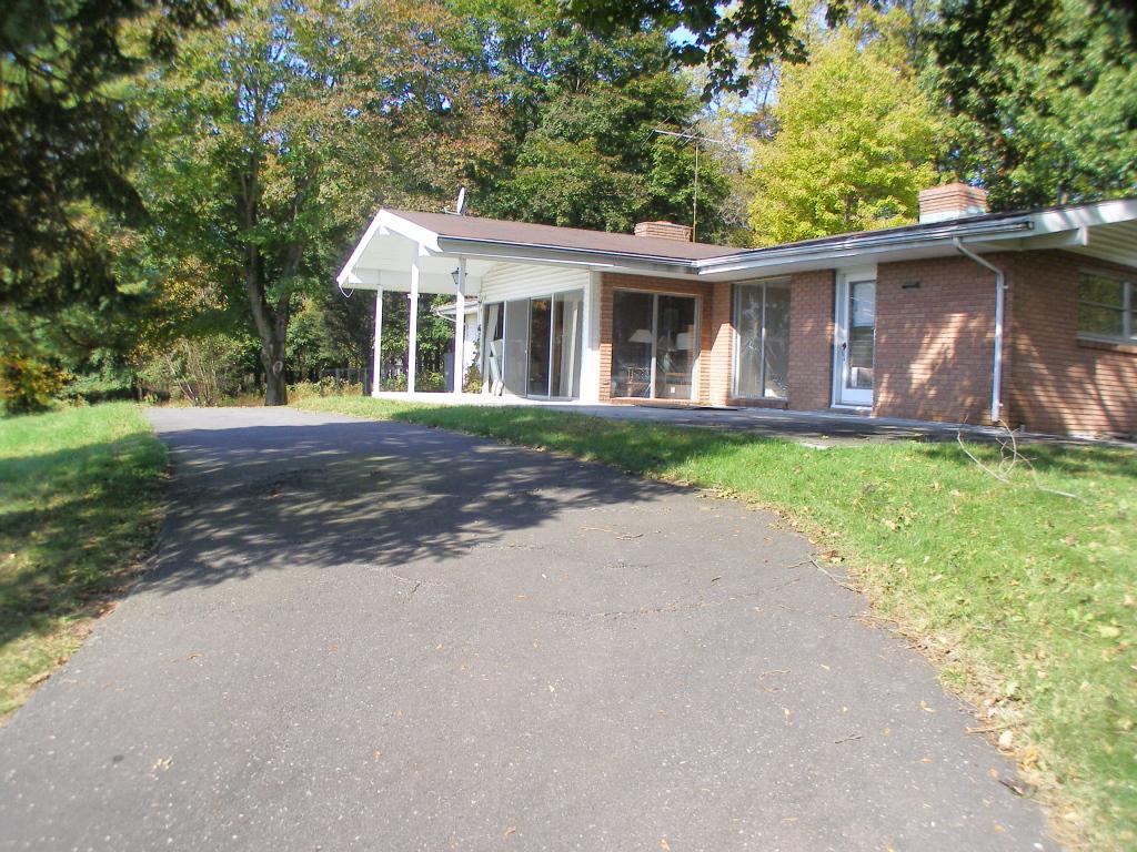 MLS #/Web ID: 2723329