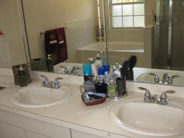 MLS #/Web ID: 2724329