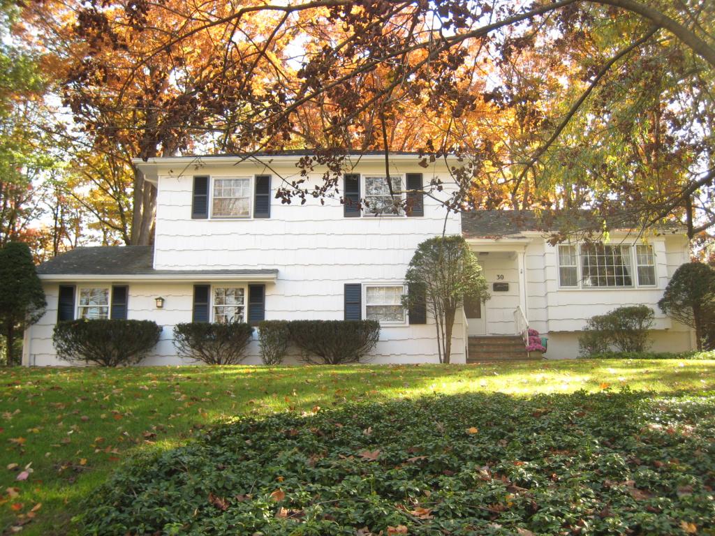 30 SAGAMORE DR