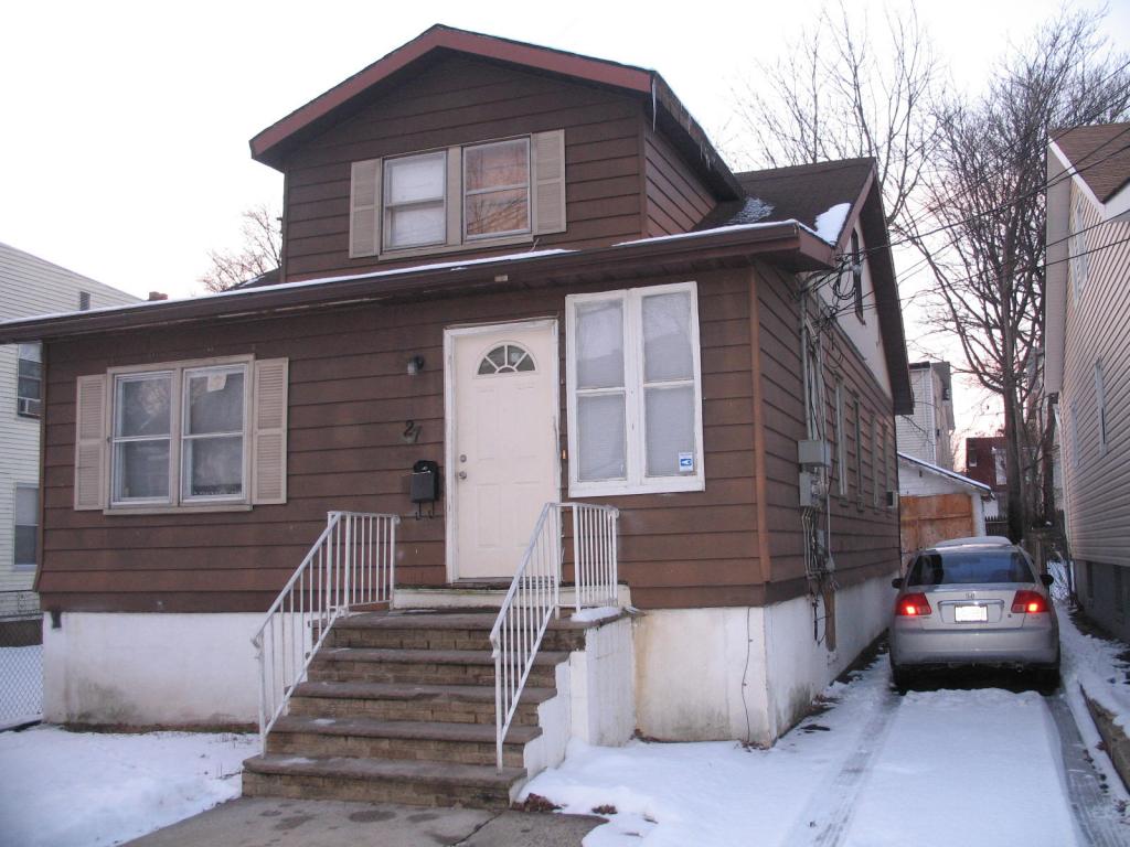 MLS #/Web ID: 2729429