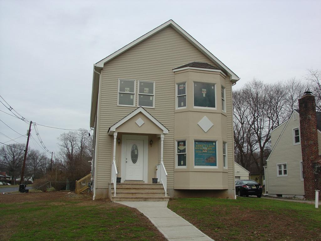 MLS #/Web ID: 2613030