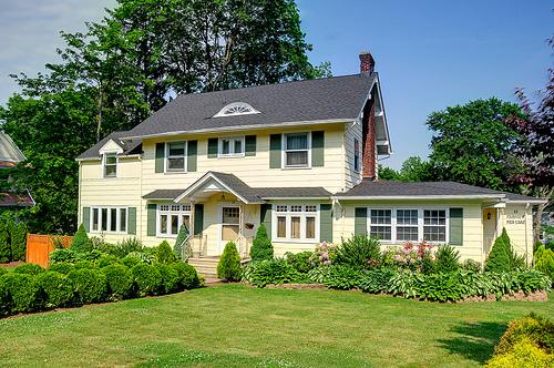 43 FAIRVIEW AVE