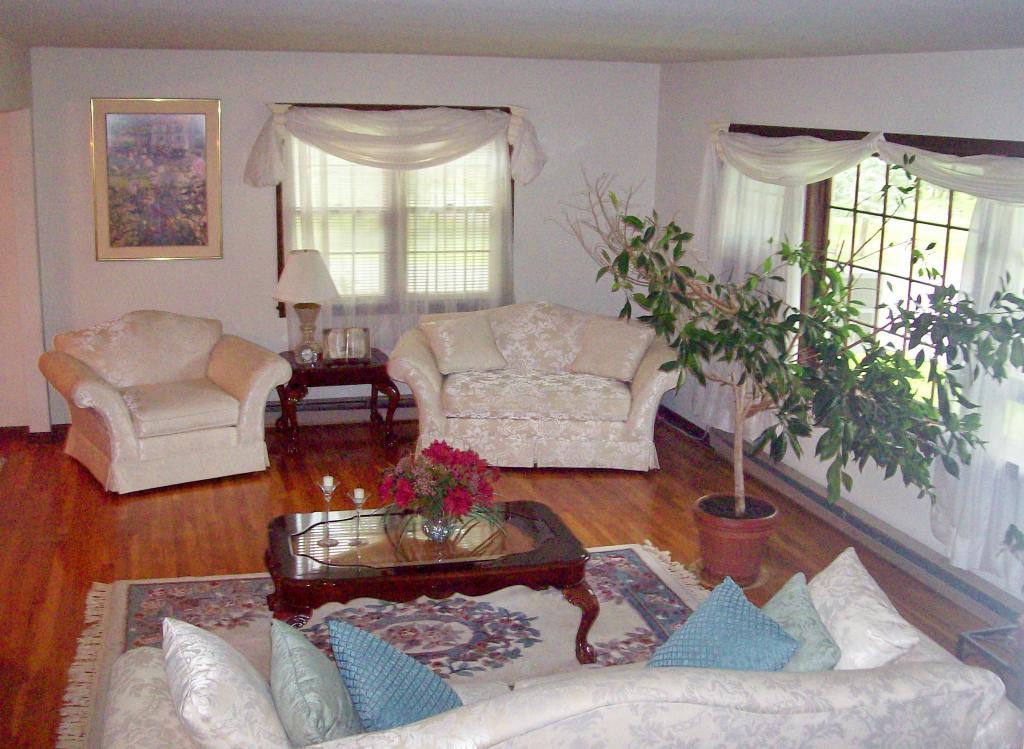 MLS #/Web ID: 2722030