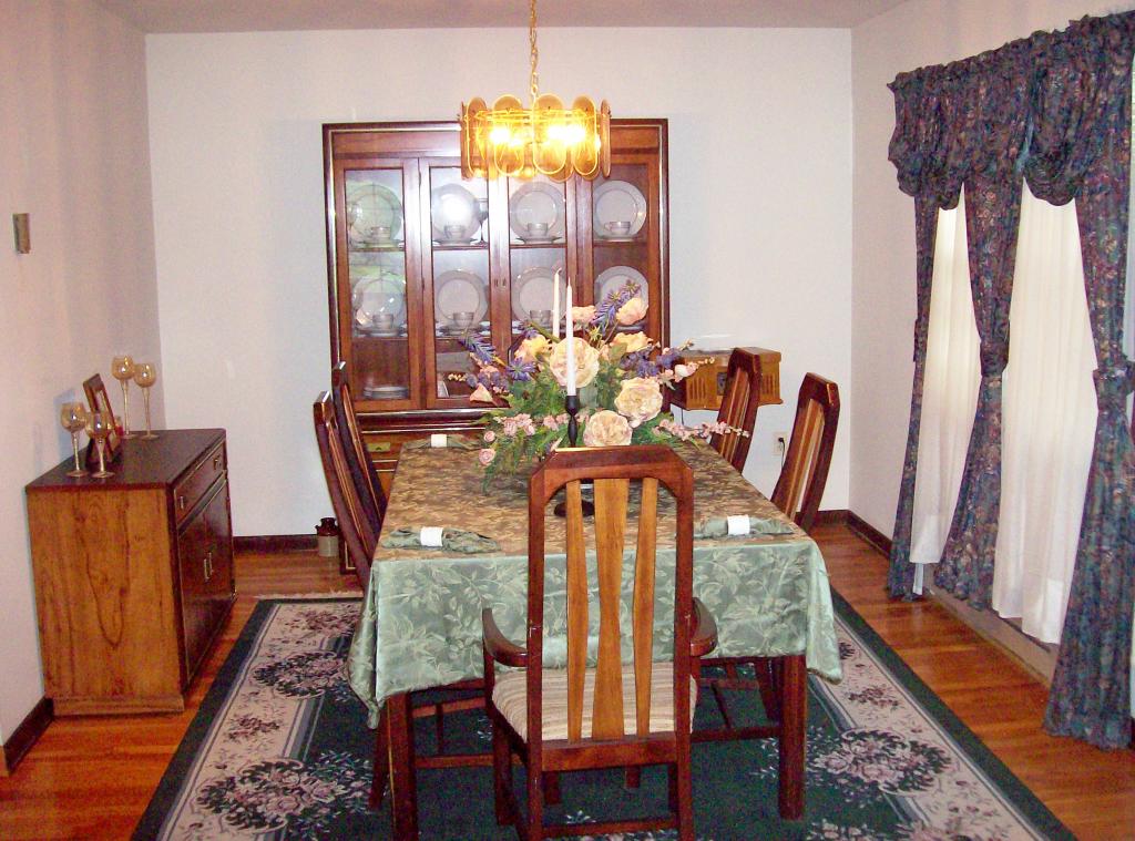 MLS #/Web ID: 2722030