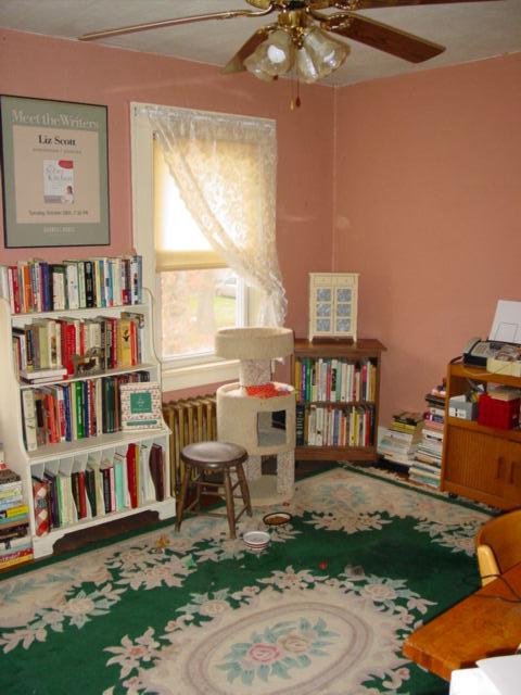MLS #/Web ID: 2724030
