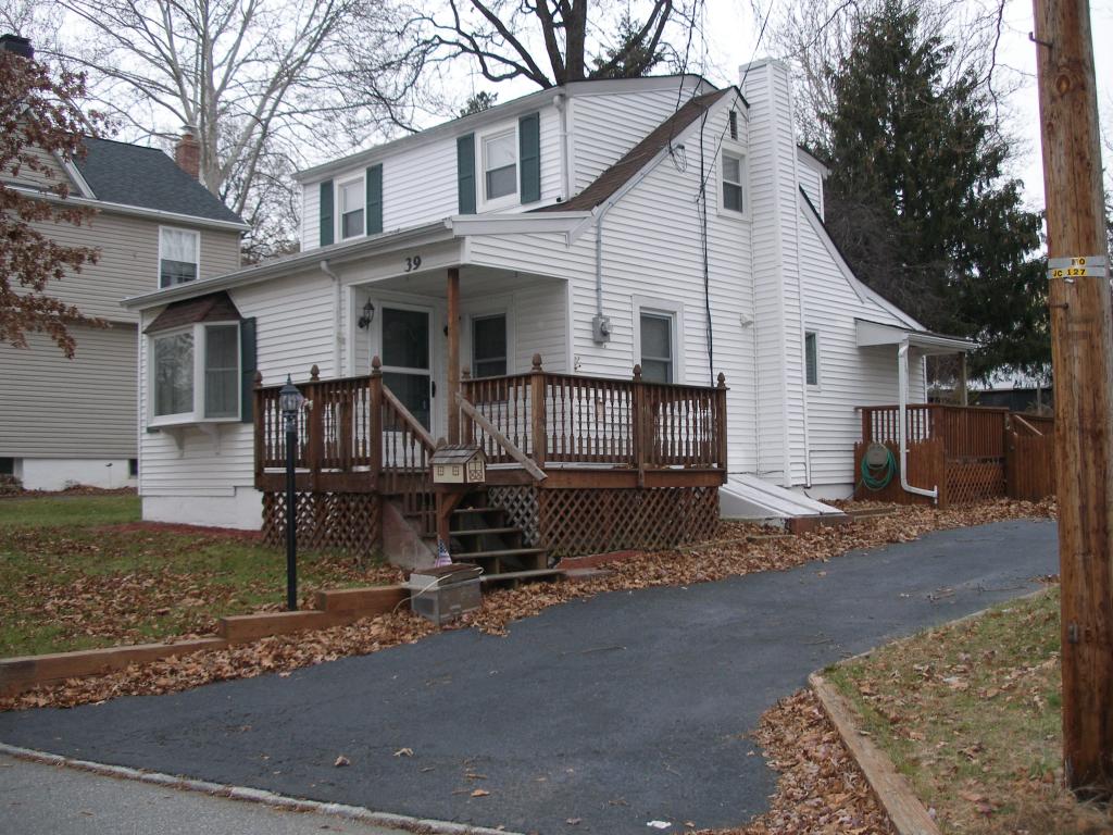 39 ALLOWAY ROAD