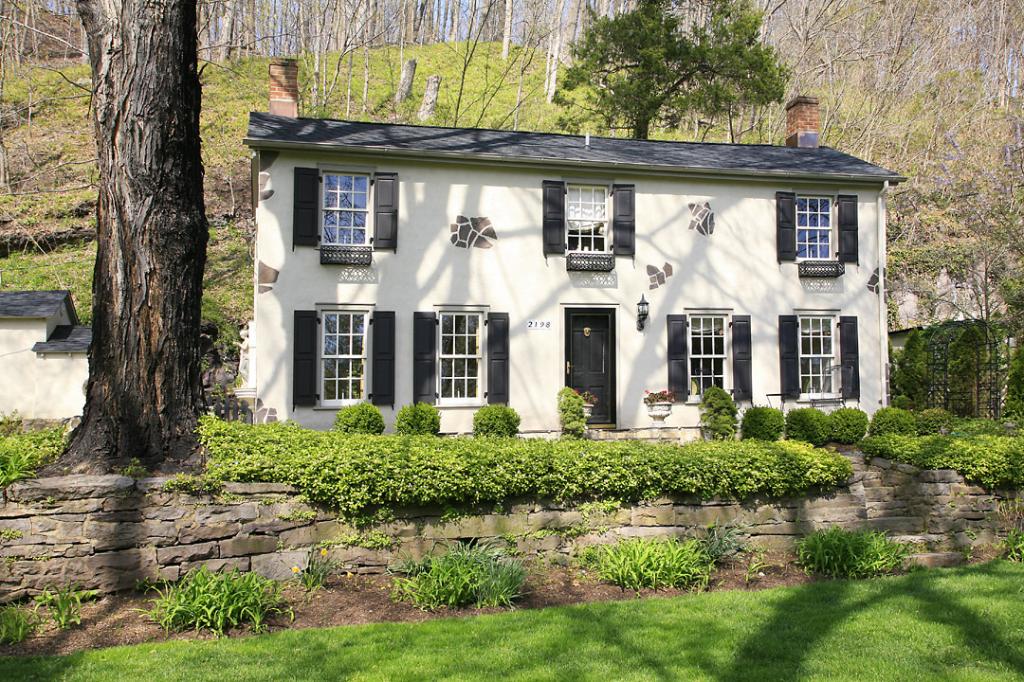 MLS #/Web ID: 2668031