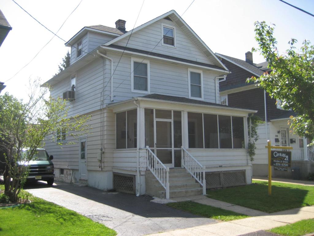 MLS #/Web ID: 2684831