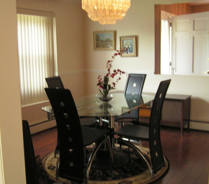 80 PALMER DR