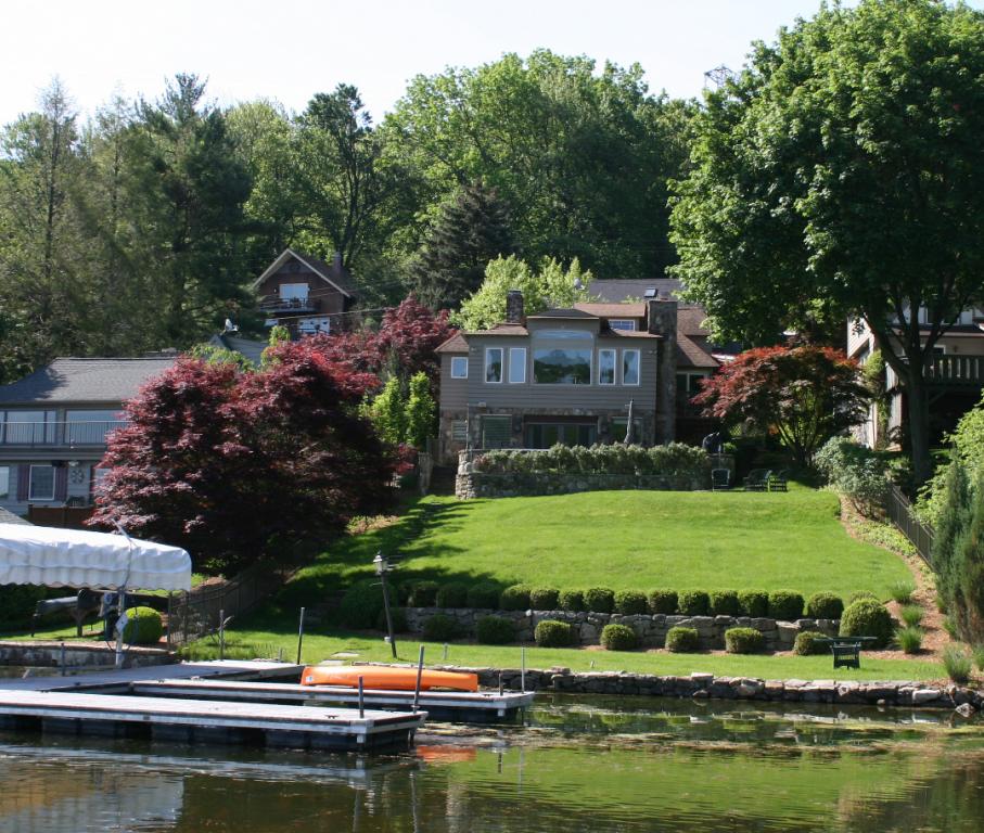 MLS #/Web ID: 2724331