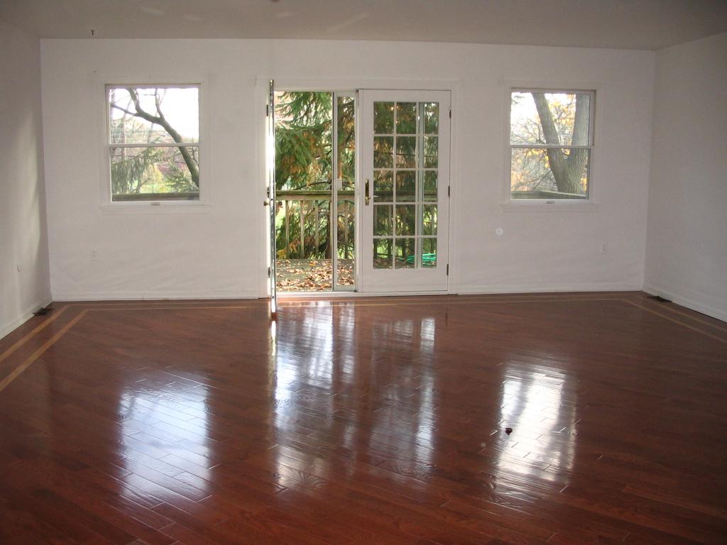 658 RIDGEWOOD RD