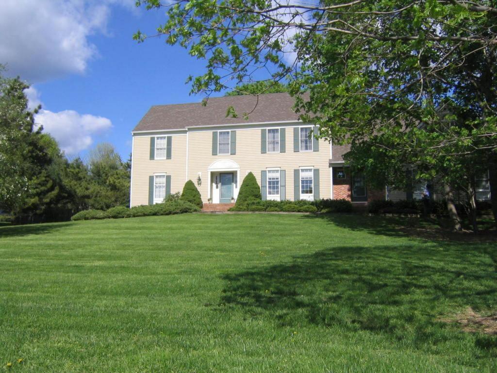 MLS #/Web ID: 2727331