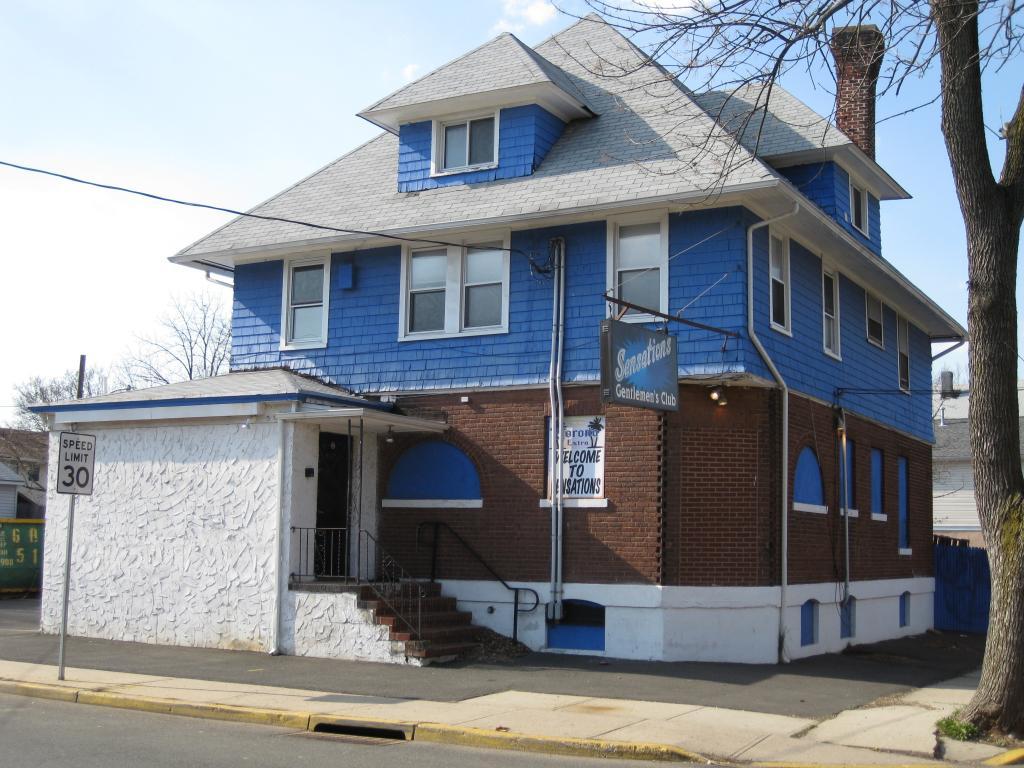 MLS #/Web ID: 2730131