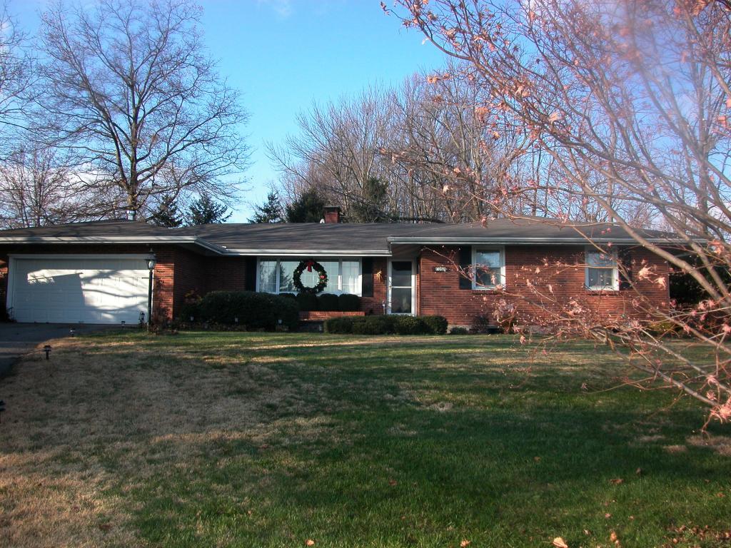 4 PRIMROSE LN