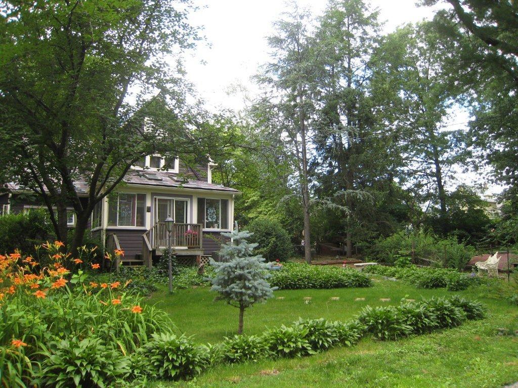 111 VREELAND AVE