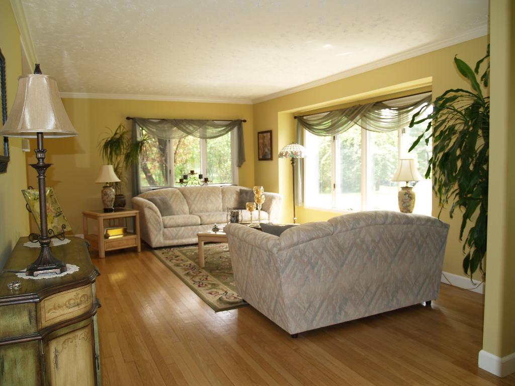 MLS #/Web ID: 2678432