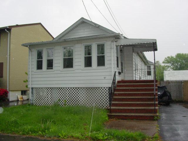 MLS #/Web ID: 2691632