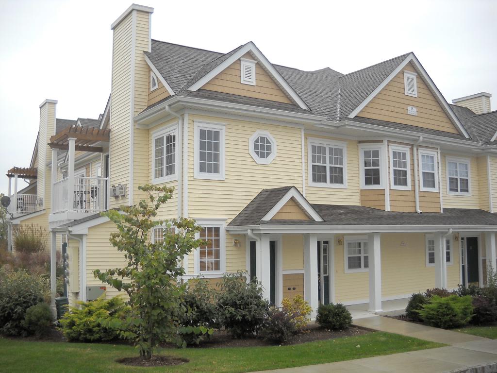 MLS #/Web ID: 2705532