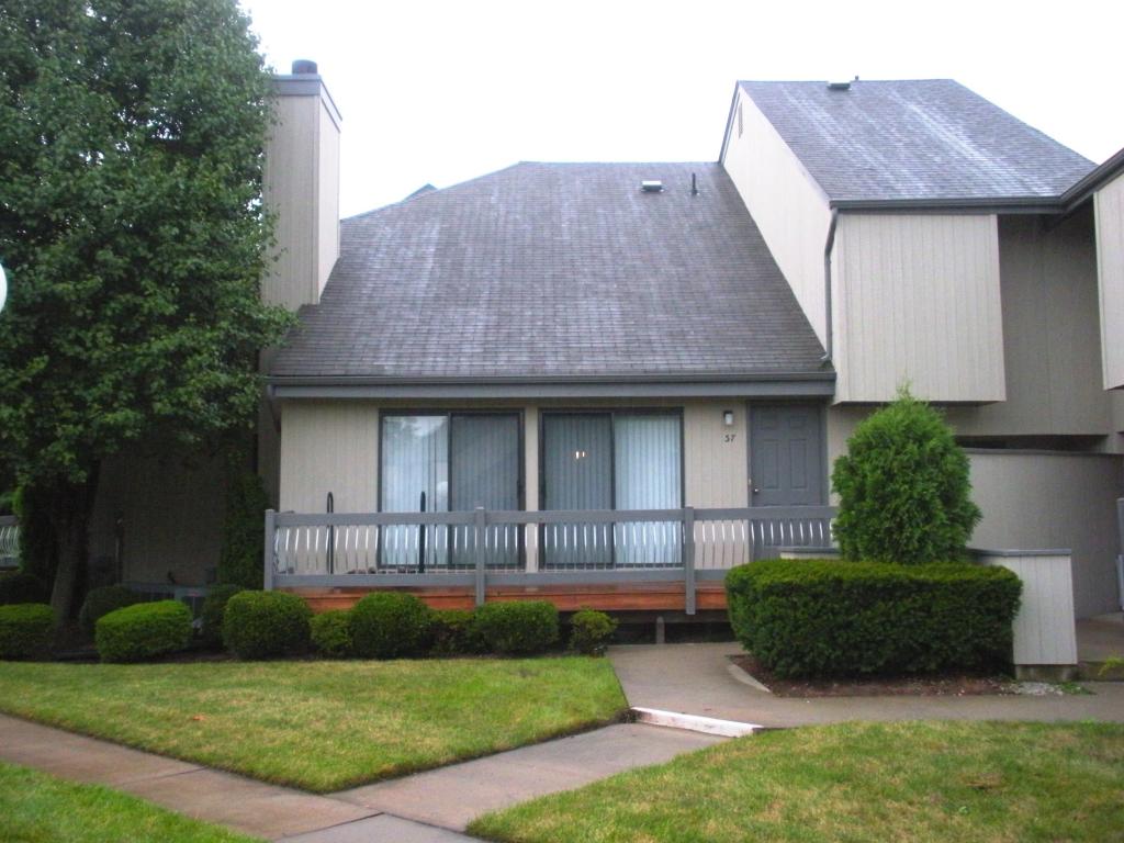 MLS #/Web ID: 2708432