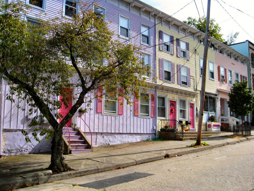 MLS #/Web ID: 2709732