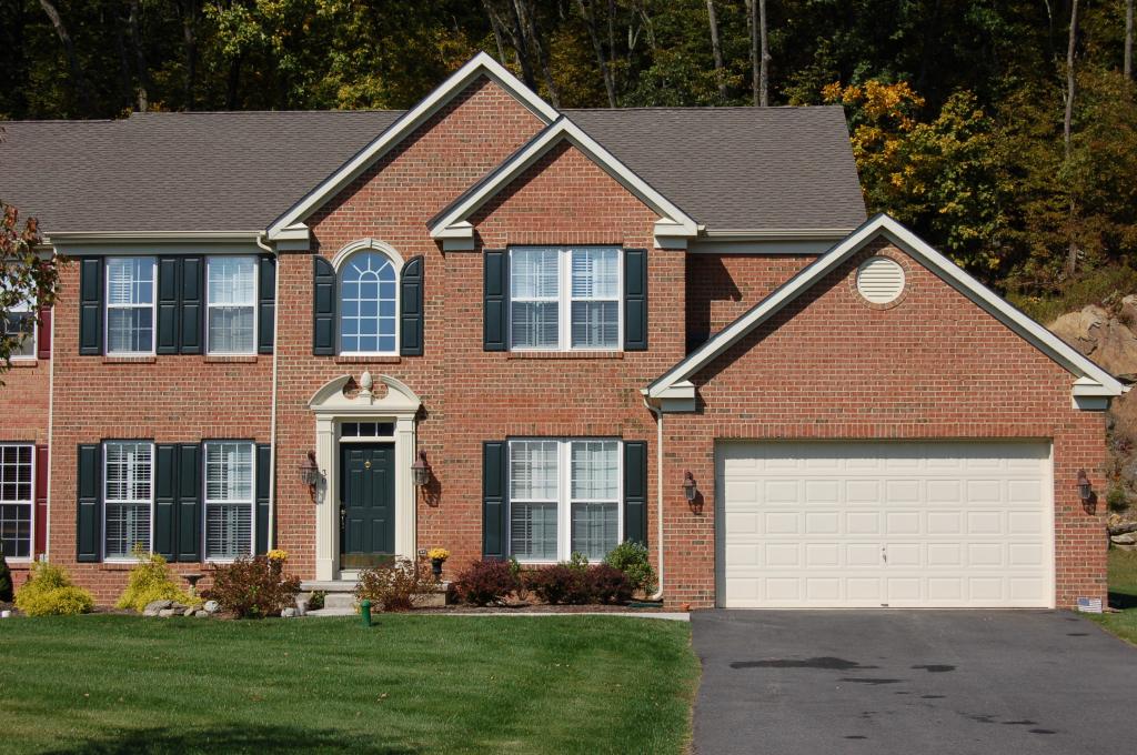 MLS #/Web ID: 2718732