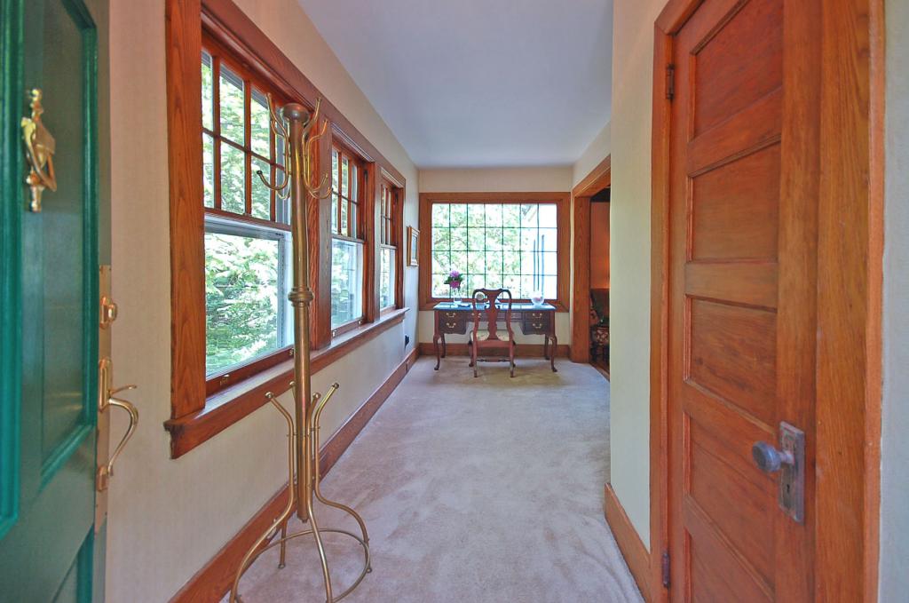 MLS #/Web ID: 2718932