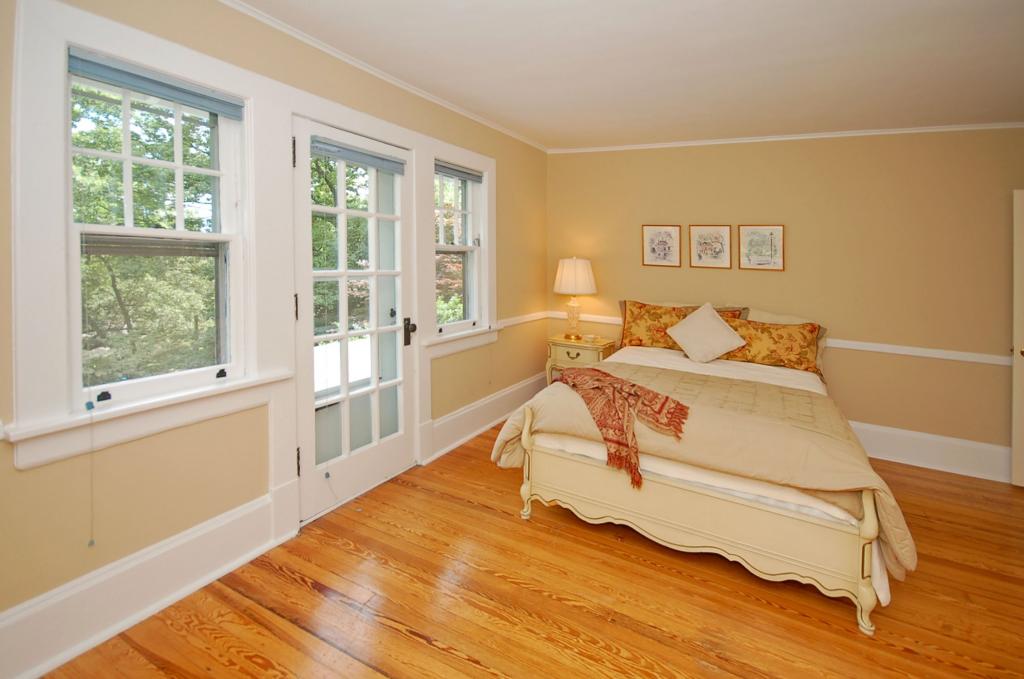 MLS #/Web ID: 2718932