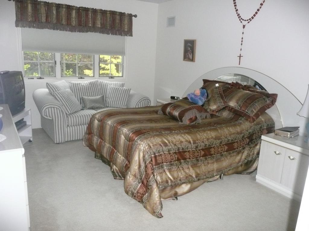 MLS #/Web ID: 2721632