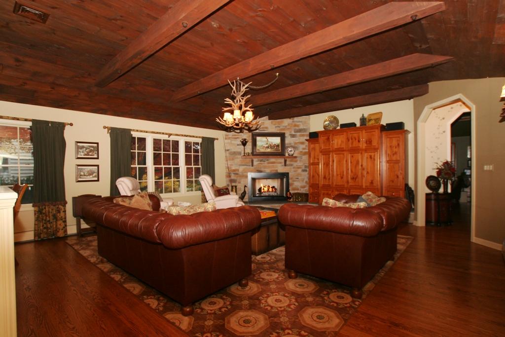 MLS #/Web ID: 2723532