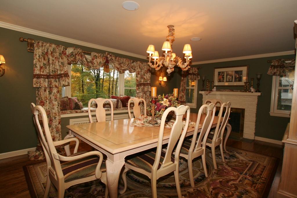 MLS #/Web ID: 2723532