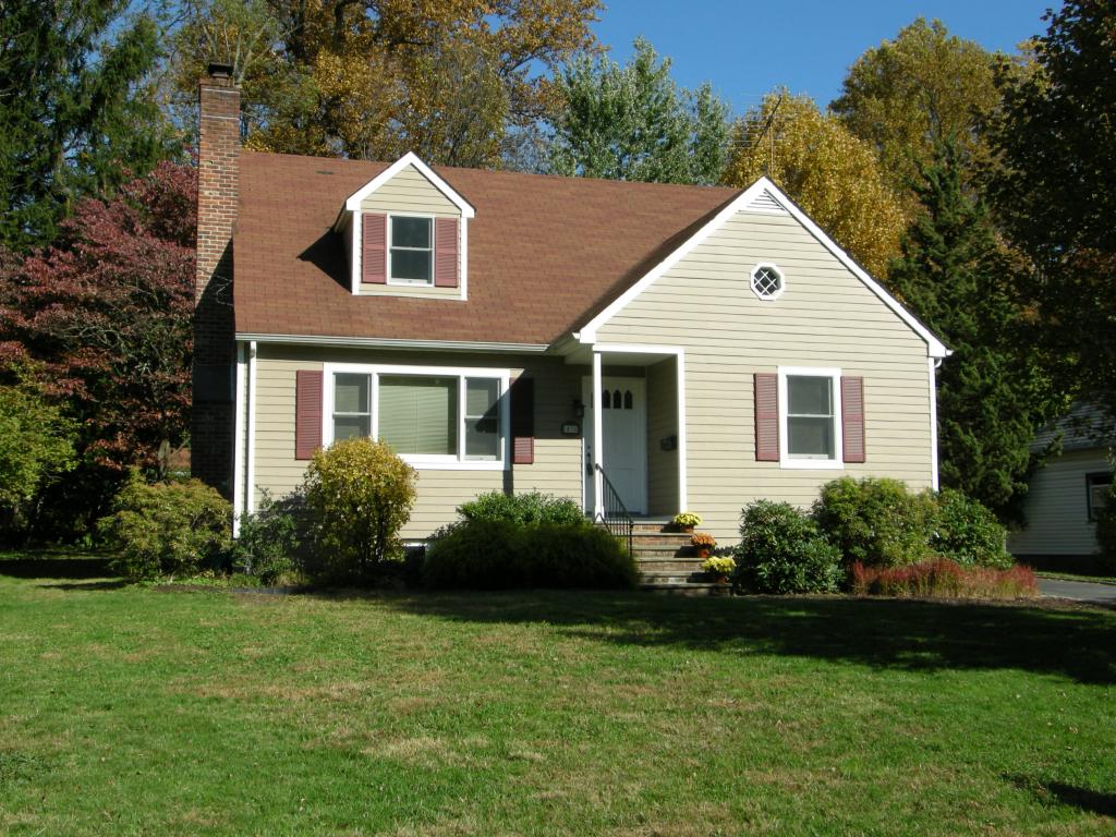 43 BEECH AVE